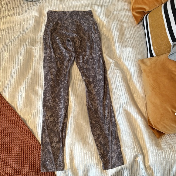 Lululemon Align High-Rise Pant with Pockets 28” - Picture 3 of 5